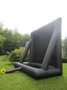 Inflatable Outdoor Movie Screen 1